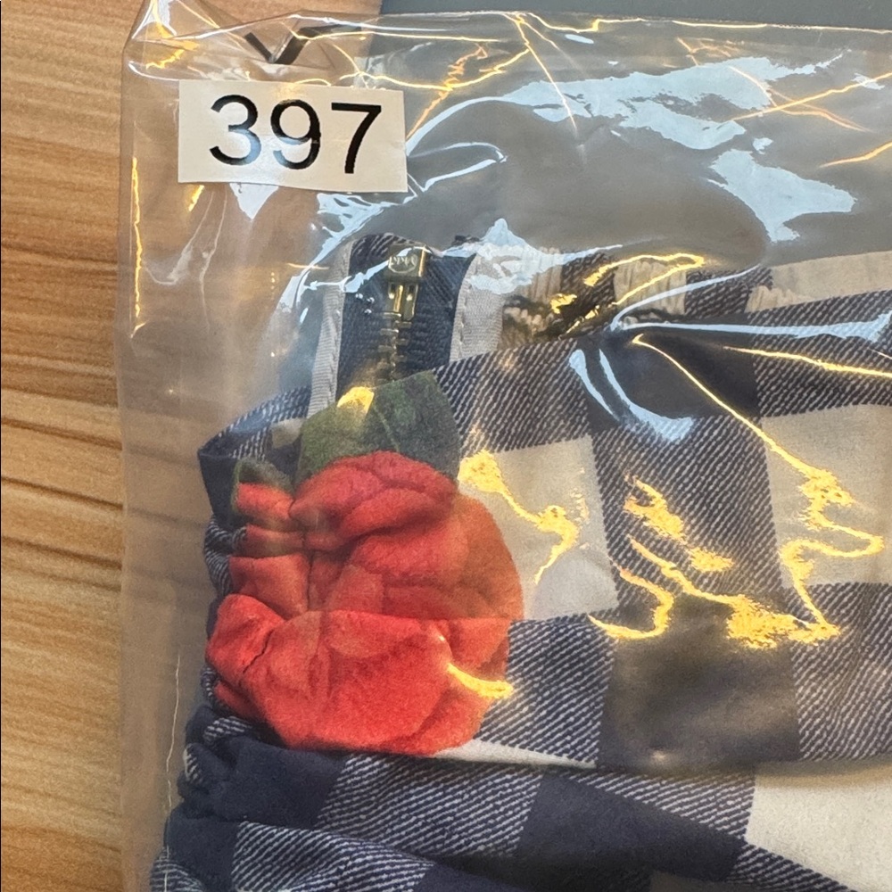 Cara Cara Ruched Sweetheart Cotton Crop Top Gingham Floral Navy/Size XS - Picture 10 of 10